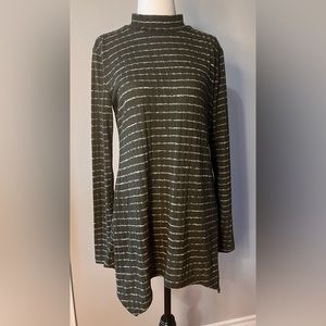 LOGO Lori Goldstein Striped Turtleneck w/ Uneven Bottom: Styling!!